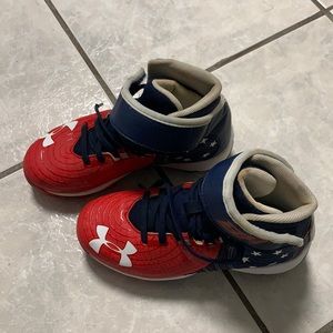 Under Armour Baseball Cleats Size 1Y